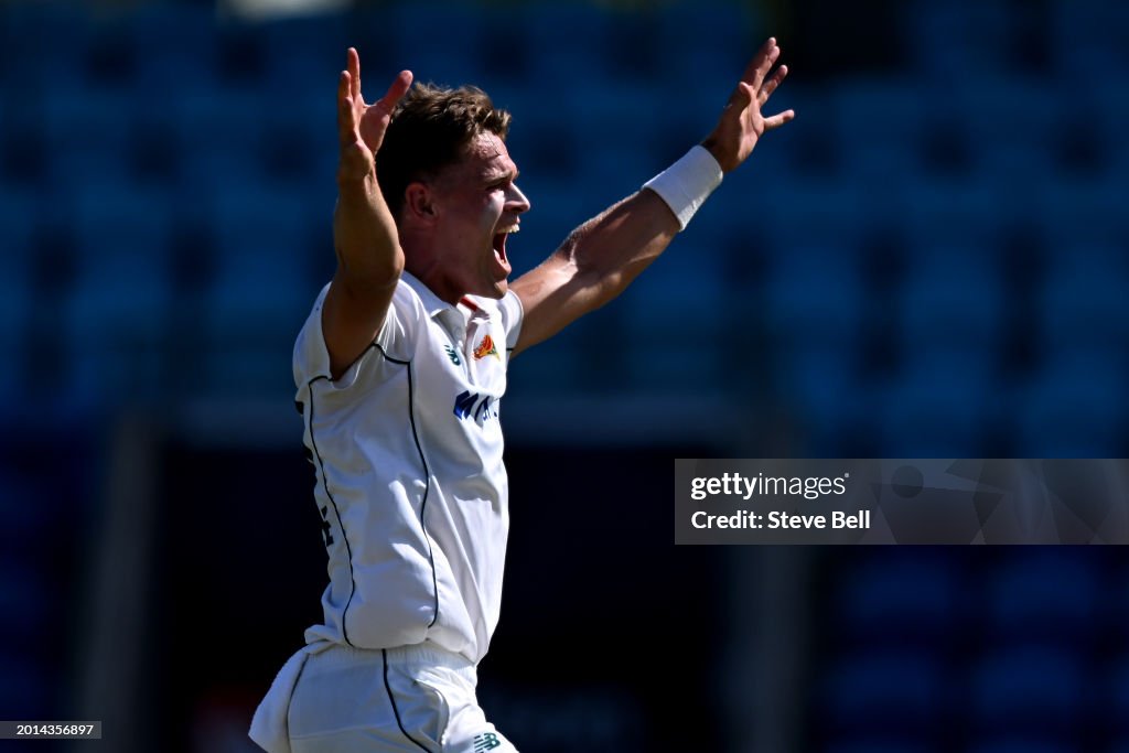 Sheffield Shield - TAS v WA: Day 1