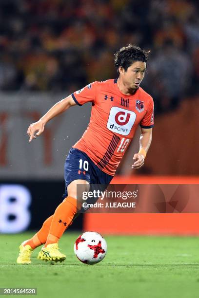 Genki Omae of Omiya Ardija in action during the J.League J1 match between Omiya Ardija and Shimizu S-Pulse at NACK5 Stadium Omiya on September 30,...