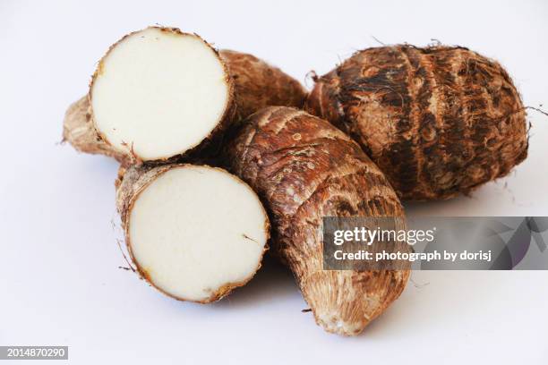 eddoe, taro root or yam - yam plant stock pictures, royalty-free photos & images