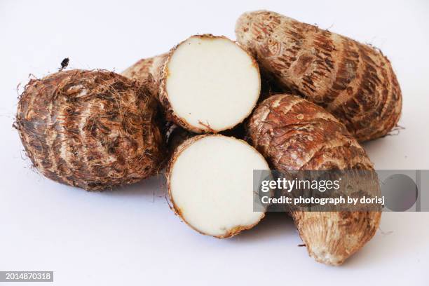 taro root or eddoe - taro stock pictures, royalty-free photos & images