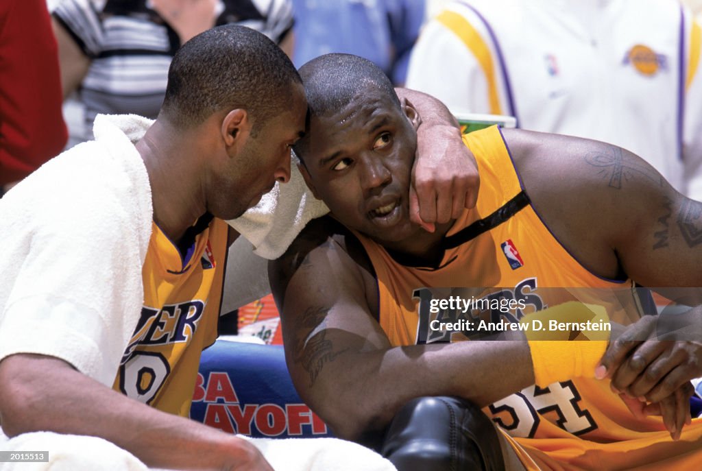 Bryant/O'Neal watch from the bench