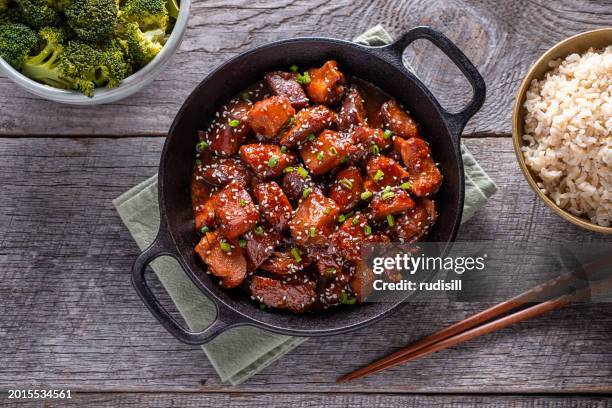 sesame chicken - chopped food stock pictures, royalty-free photos & images