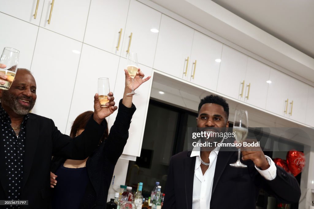 Atlantic Records Presents RIAA Gold Plaque To Jason Derulo For Nu King Album