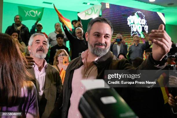 The leader of Vox, Santiago Abascal and the candidate for the Presidency of the Xunta de Galicia and head of the Vox list for Pontevedra, Alvaro...