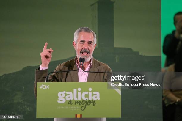 The leader of Vox, Santiago Abascal, speaks during the closing of the electoral campaign of Vox, at the Hotel Attica21, on 16 February, 2024 in...