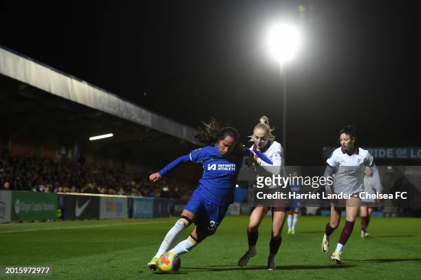 Mayra Ramirez of Chelsea is challenged by mcw5during the Barclays Women´s Super League match between Chelsea FC and Manchester City at Kingsmeadow on...