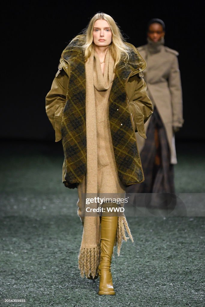 Burberry RTW Fall 2024 - Runway