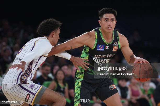 Reuben Te Rangi of the Phoenix looks to pass the ball during the round 20 NBL match between South East Melbourne Phoenix and Sydney Kings at John...