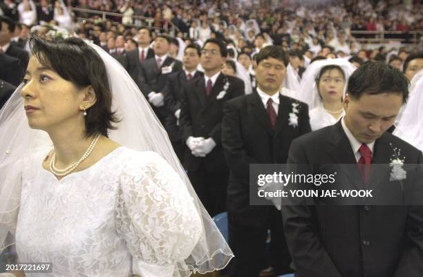 Marriage Reverant Moon 196 Moonies Mass Weddings Stock Photos, High-Res Pictures, and Images ...