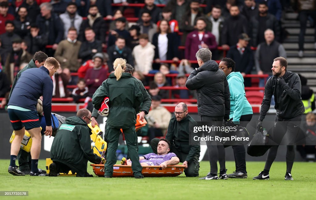 Brentford FC v Liverpool FC - Premier League