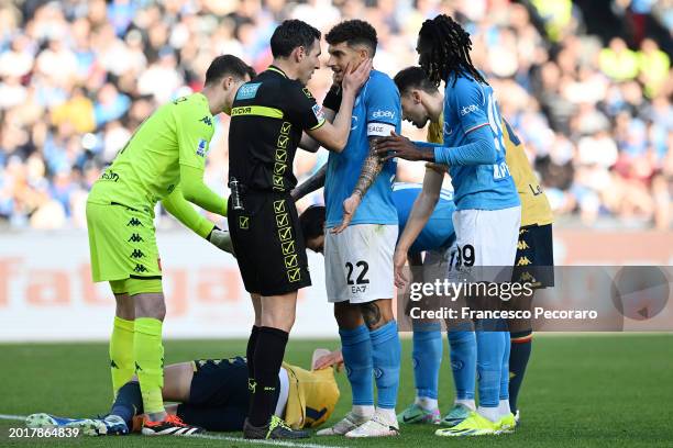 Referee Juan Luca Sacchi with Giovanni Di Lorenzo of SSC Napoli during the Serie A TIM match between SSC Napoli and Genoa CFC - Serie A TIM at Stadio...