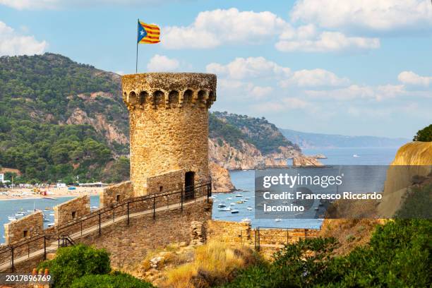 tossa de mar, costa brava, spain - tossa de mar imagens e fotografias de stock