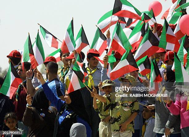Kuwaitans 95 Young Kuwaitis Photos & High Res Pictures - Getty Images