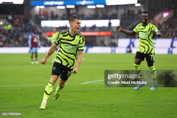 Leandro Trossard of Arsenal celebrates after scoring his team's fourth goal during the Premier League match between Burnley FC and Arsenal FC at Turf...