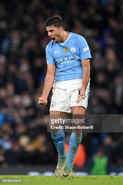 Rodri of Manchester City celebrates afterscoring his team's first goal during the Premier League match between Manchester City and Chelsea FC at...