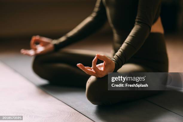 serene meditation pose, hands - wellness stockfoto's en -beelden