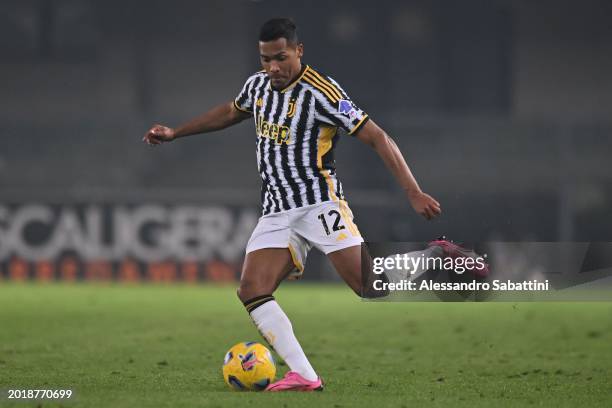 Alex Sandro of Juventus in action during the Serie A TIM match between Hellas Verona FC and Juventus - Serie A TIM at Stadio Marcantonio Bentegodi on...