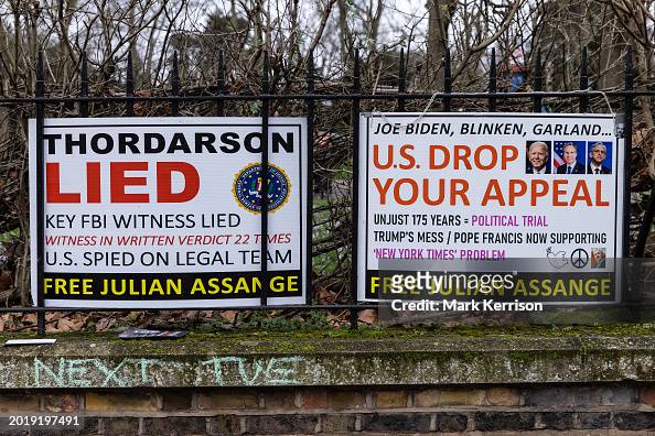 Julian Assange Extradition Appeal Signs London