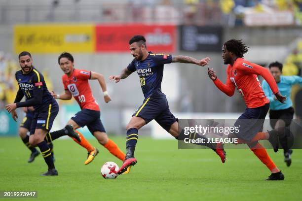 Ramon Lopes of Kashiwa Reysol controls the ball against Caue of Omiya Ardija during the J.League J1 match between Omiya Ardija and Kashiwa Reysol at...