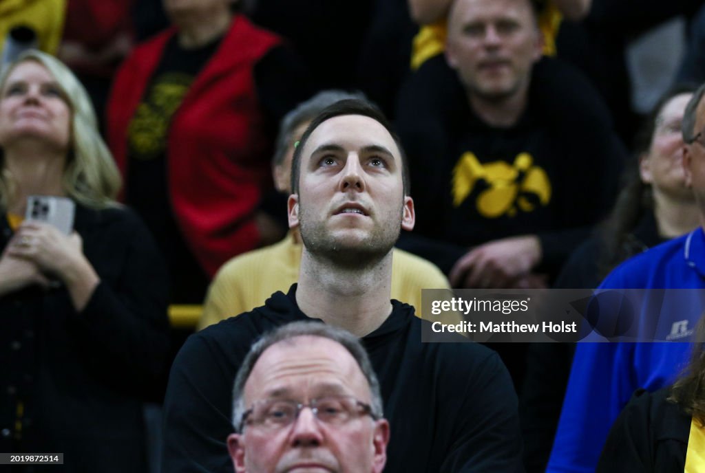 Michigan v Iowa