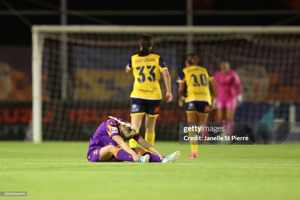 A-League Women Rd 17 - Perth Glory v Central Coast Mariners