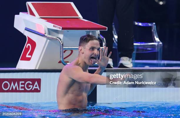 Lewis Clareburt of Team New Zealand celebrates after winning gold in the Men's 400m Individual Medley Final on day seventeen of the Doha 2024 World...