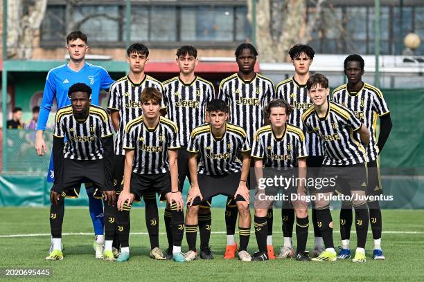 Juventus team line up during the match between Torino U16 and Juventus U16 at Cit Turin on February 18, 2024 in Turin, Italy.