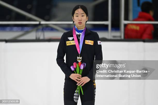 Chung Jaehee of Korea poses on podium after Women`s 500m medal ceremony during the ISU Junior World Cup Short Track Speed Skating at Thialf Ice Arena...