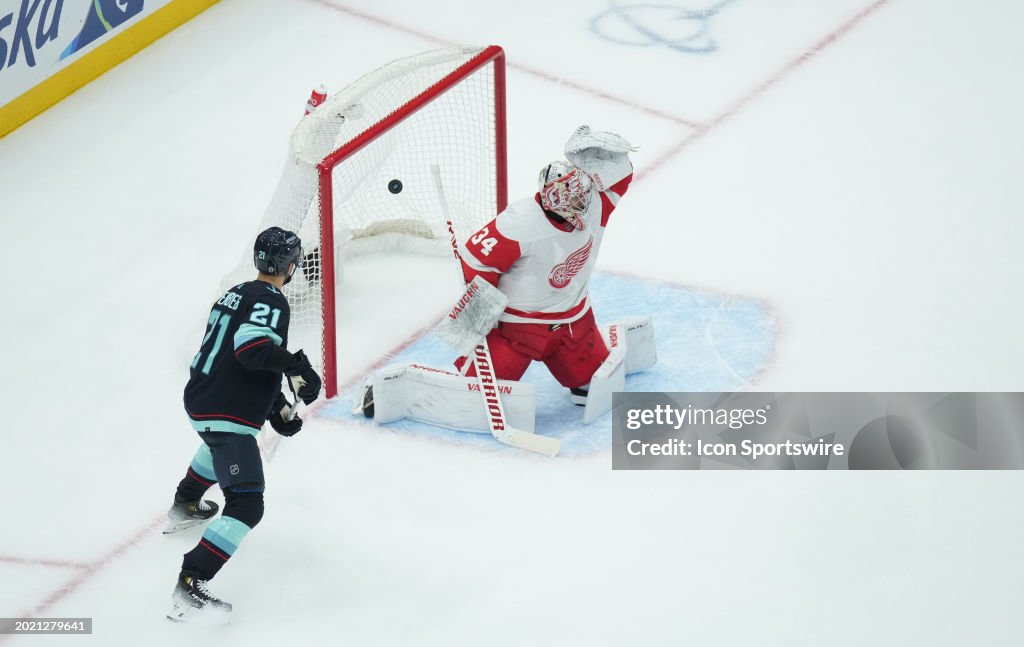 NHL: FEB 19 Red Wings at Kraken