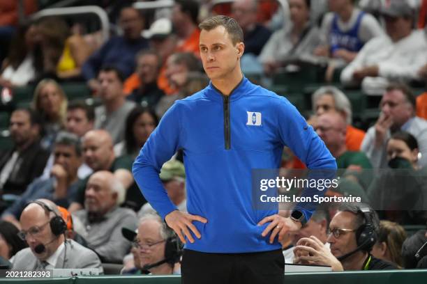 Duke Blue Devils head coach Jon Scheyer watches the action during the game between the Duke Blue Devils and the Miami Hurricanes on Wednesday,...