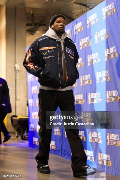 Kevin Durant of the Phoenix Suns and Western Conference All-Stars arrives prior to the 2024 NBA All-Star Game at Gainbridge Fieldhouse on February...