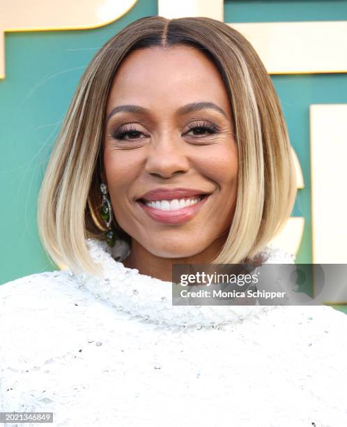 Karen Pittman attends the 2024 People's Choice Awards at Barker Hangar on February 18, 2024 in Santa Monica, California.