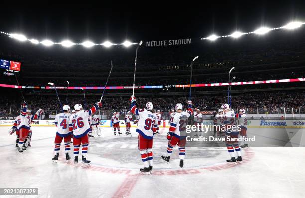 New York Rangers Ice Rink 5,116 New York Rangers Stadium Series Photos & High Res Pictures ...