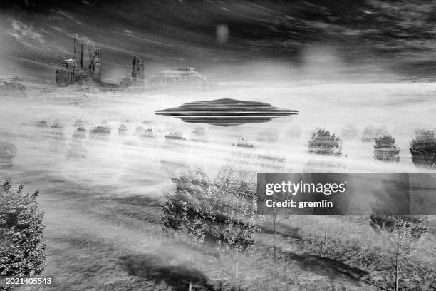 flying ufo - black and white instant print stock pictures, royalty-free photos & images