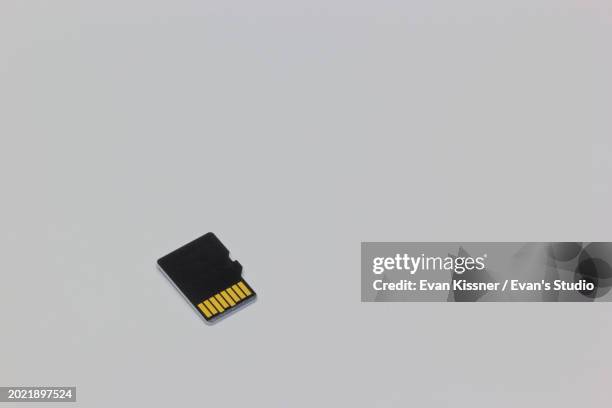 Microsd Background 250 Micro Sd Stock Photos, High-Res Pictures, and Images - Getty Images