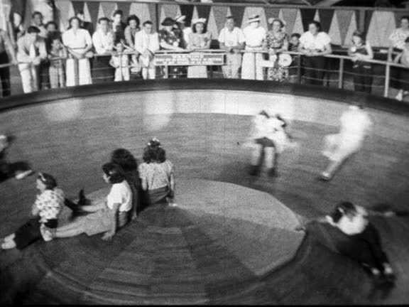 Human Roulette 15 Girls Roulette Stock Videos, Footage, & 4K Video Clips - Getty Images