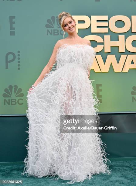 Hannah Godwin attends the 2024 People's Choice Awards at Barker Hangar on February 18, 2024 in Santa Monica, California.