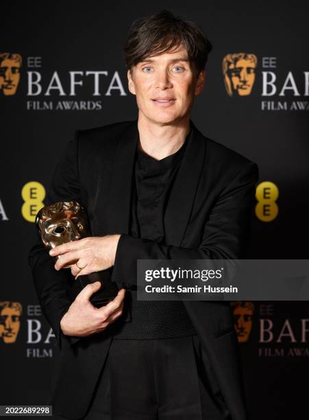 Cillian Murphy poses with the Leading Actor Award in the Winners Room during the EE BAFTA Film Awards 2024 at The Royal Festival Hall on February 18,...