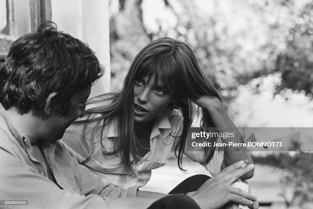 Serge Gainsbourg Et Jane Birkin Lors Du Tournage Du Film La Piscine serge-gainsbourg-et-jane-birkin-lors-du-tournage-du-film-la-piscine
