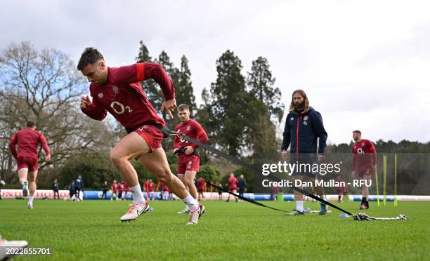 England Rugby Chain 1,344 Rugby Pulling Stock Photos, High-Res Pictures, and Images - Getty ...
