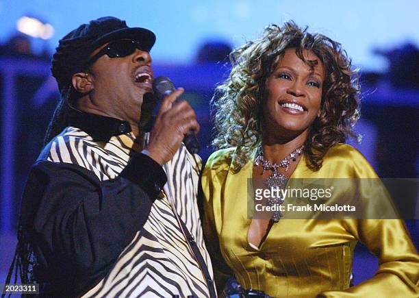 Singers Stevie Wonder and Whitney Houston perform at the VH1 Divas Duets, a concert to benefit the VH1 Save the Music Foundation held at the MGM...