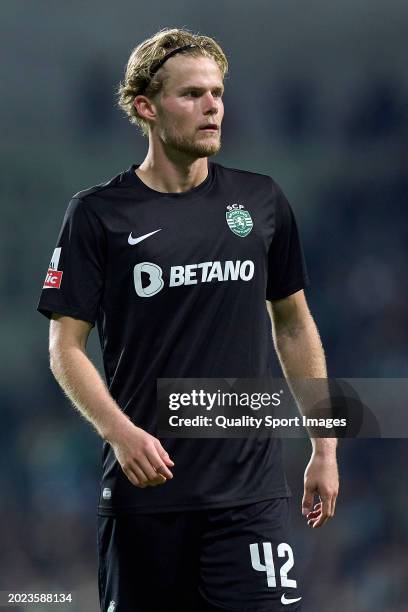 Morten Hjulmand of Sporting CP looks on during the Liga Portugal Betclic match between Moreirense FC and Sporting CP at Parque de Jogos Comendador...