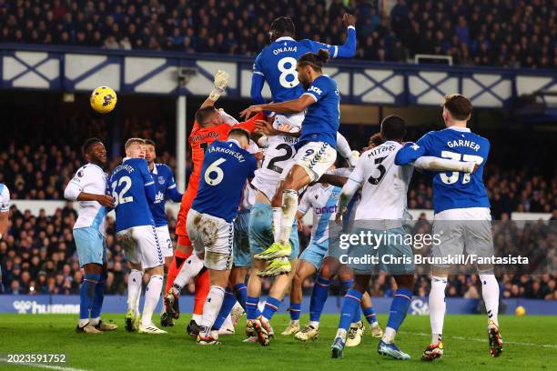 Amadou Onana of Everton scores his side's first goal during the Premier League match between Everton FC and Crystal Palace at Goodison Park on...