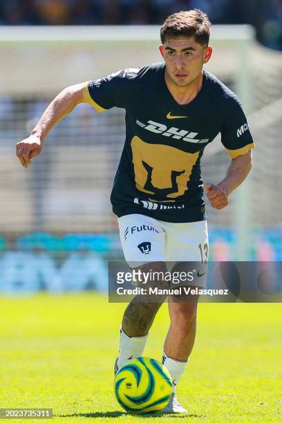 Pablo Monroy of Pumas drives the ball during the 6th round match between Pumas UNAM and Puebla as part of the Torneo Clausura 2024 Liga MX at Estadio...
