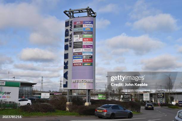 1,891 Retail Park Sign Stock Photos, High-Res Pictures, and Images