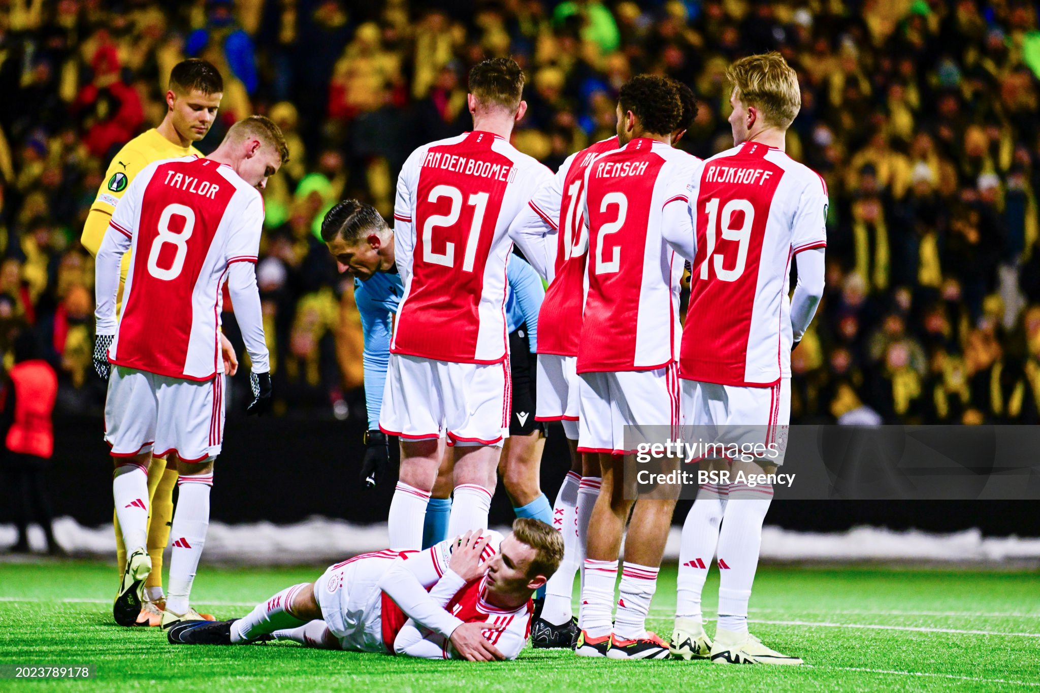 Conference League: Ajax joyful in extra time, Betis and Eintracht eliminated