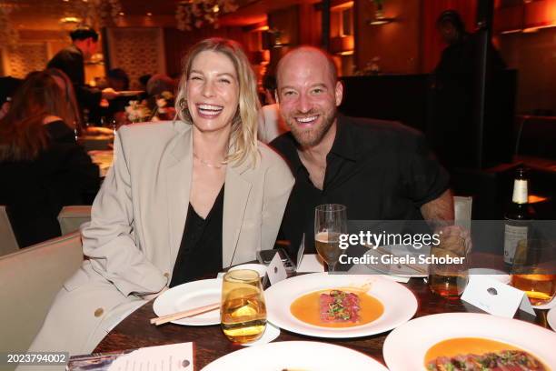 1 508 Sarah Brandner Photos High Res Pictures Getty Images 1-508-sarah-brandner-photos-high-res-pictures-getty-images