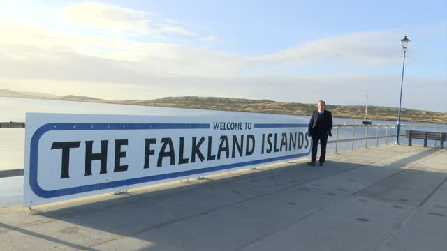 FLK: Foreign Secretary Lord David Cameron visits the Falklands