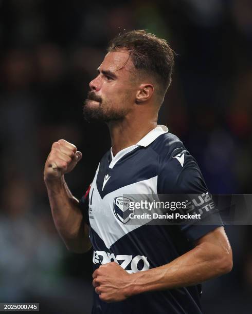 Damien Da Silva of the Victory celebrates scoring a goal during the A-League Men round 14 match between Melbourne Victory and Western United at AAMI...