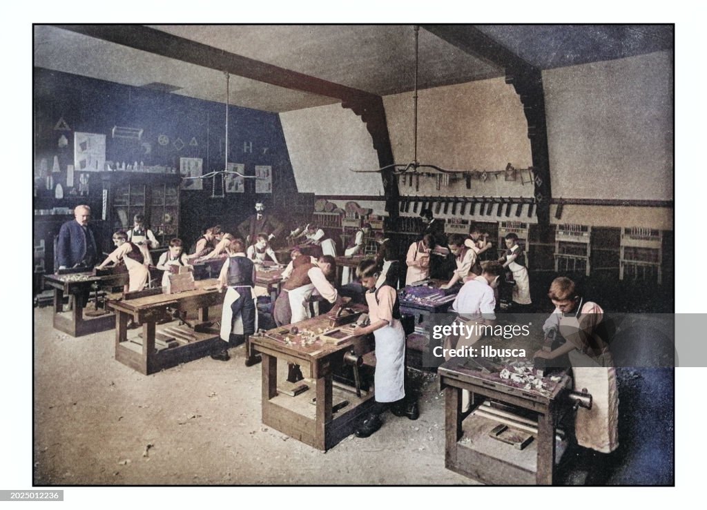 Antique London's photographs: Board School Carpentry class